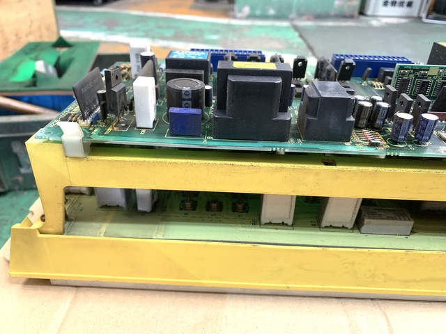 ファナック A06B-6058-H004 サーボアンプ