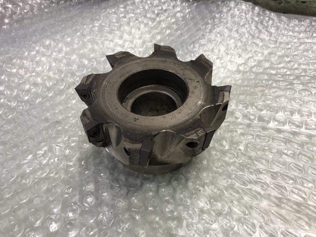 三菱マテリアル BAP400R0408D フライスカッター