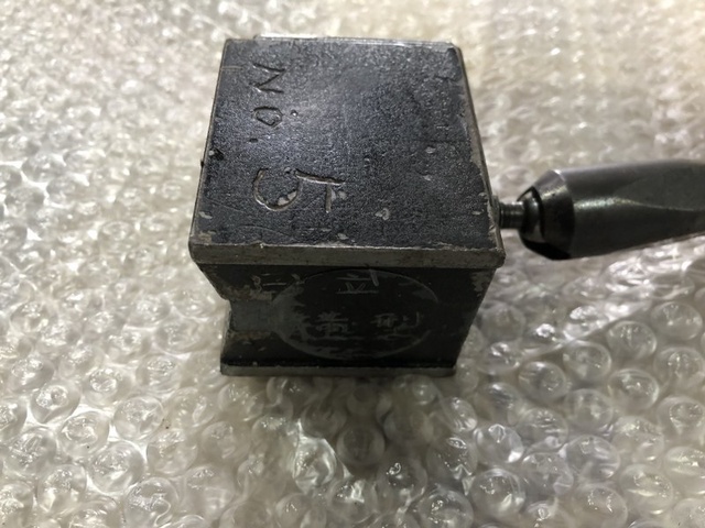 不明 不明 マグネットスタンド