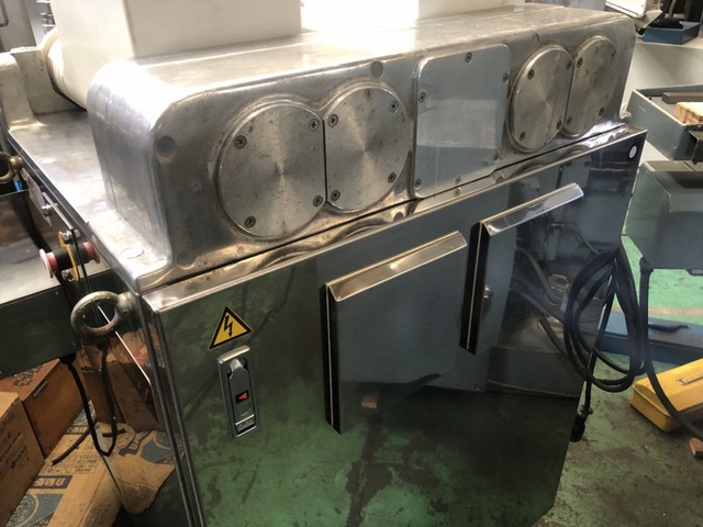 レオン自動機 CN600 包餡機(火星人)