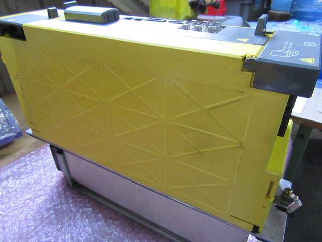ファナック A06B-6114-H210 サーボアンプ
