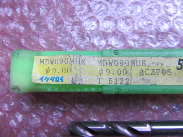 住友電工ハードメタル 090MHK φ9 オイルホールドリル