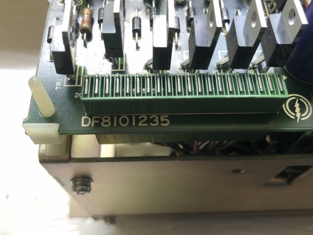 安川電機 CACR-SR10SB1AF サーボパック