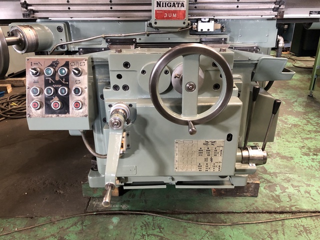 新潟鐵工所 3UM 万能フライス