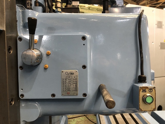 OKK RRM-2V NC立フライス