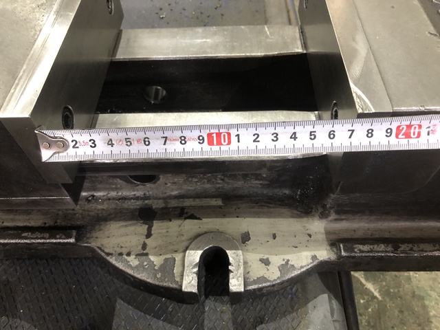 津田駒工業 口幅200mm 口高65mm 油圧バイス