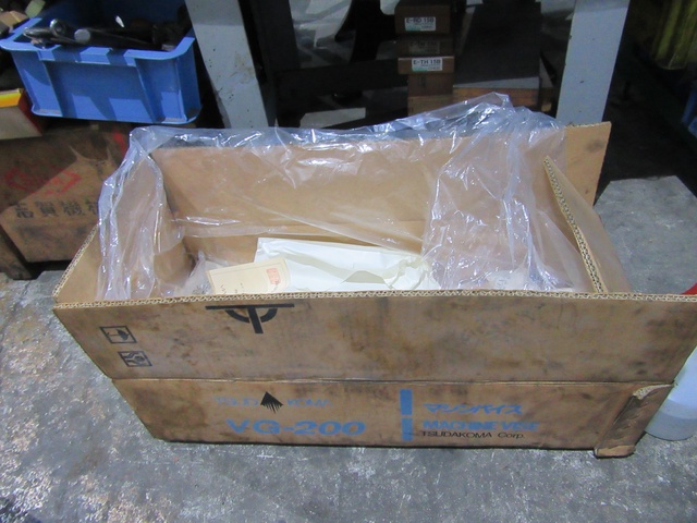 津田駒工業 VG-200 マシンバイス