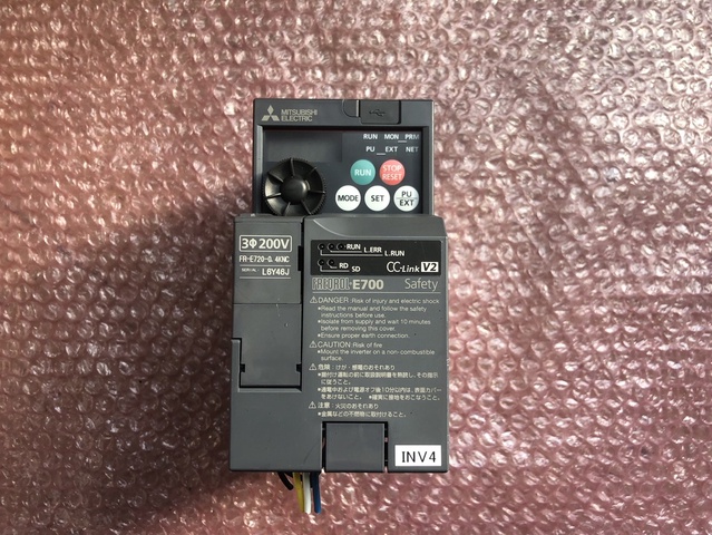 三菱電機 FR-E720-0.4KNC インバーター