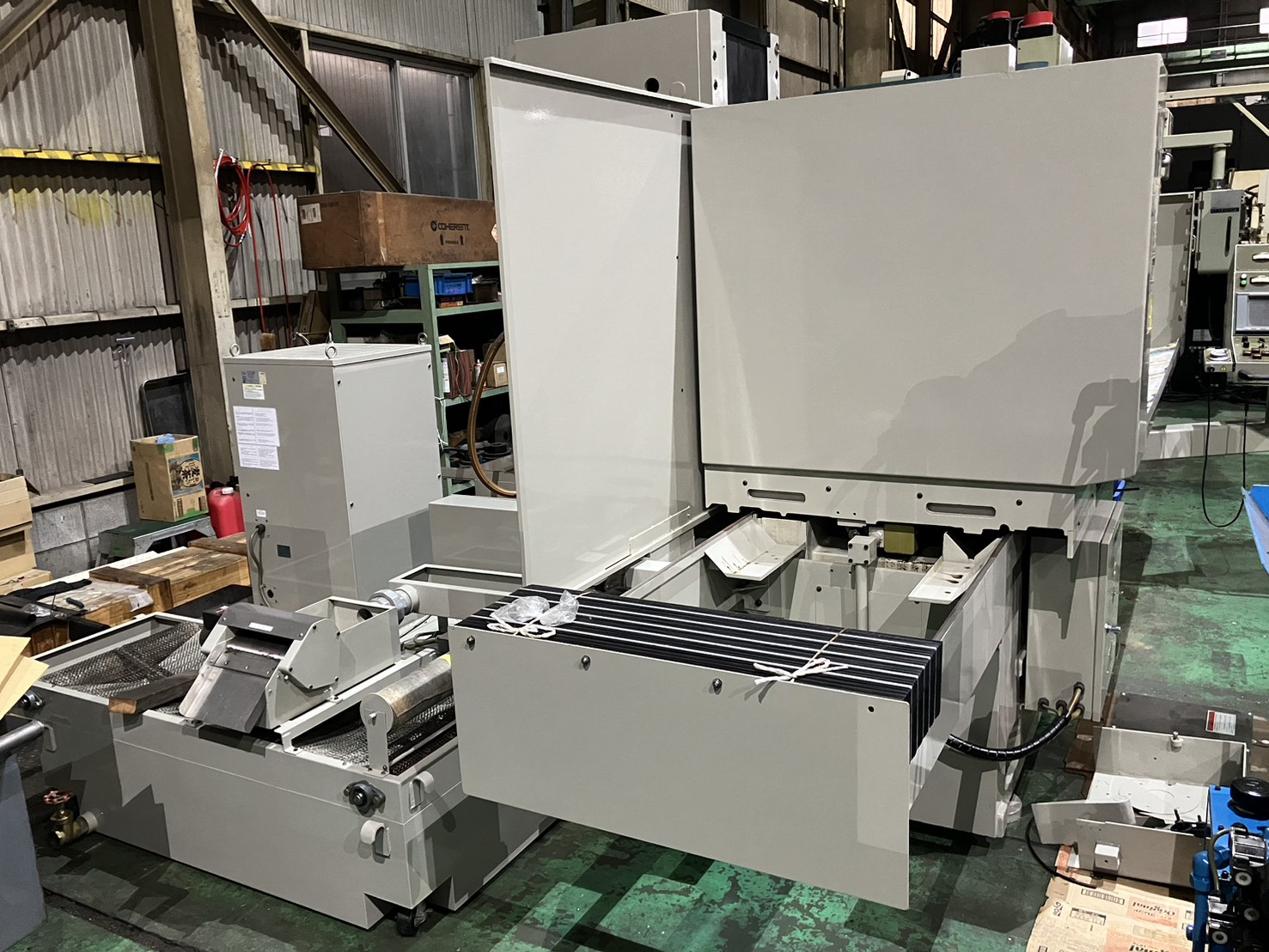 状態良い大型平面研削盤！ 現地訪問大歓迎～PSG-158EX | 岡本工作機械