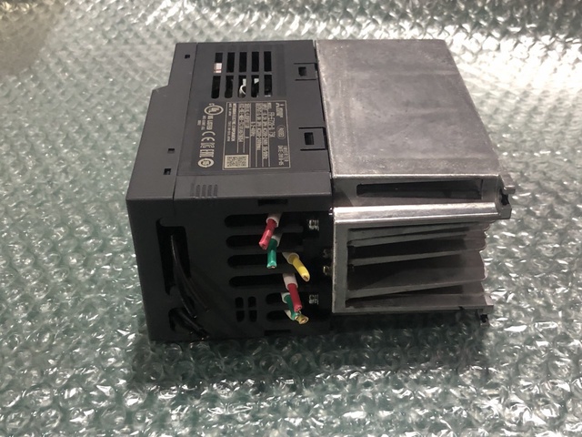 三菱電機 FR-E720-0.75K インバーター