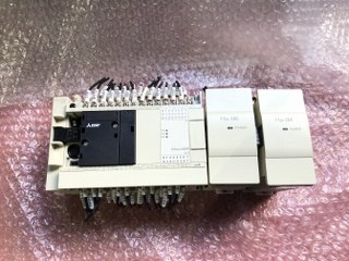 三菱電機 FX3GA-40MR-CM, FX2N-2DA PROGRAMMABLE CONTROLLER