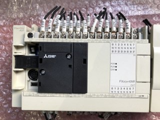 三菱電機 FX3GA-40MR-CM, FX2N-2DA PROGRAMMABLE CONTROLLER