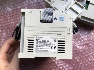 三菱電機 FX3GA-40MR-CM, FX2N-2DA PROGRAMMABLE CONTROLLER