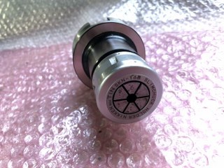 日研工作所 NBT40-SK16C-90 スリムチャック