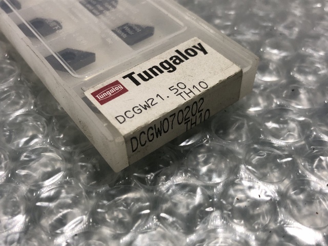タンガロイ DCGW21.50 TH10 DCGW070202 TH10 チップ