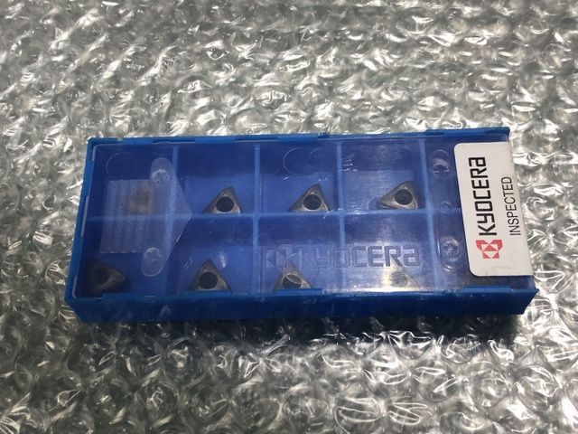 京セラ TOMT060508ER-GM PR1535 チップ
