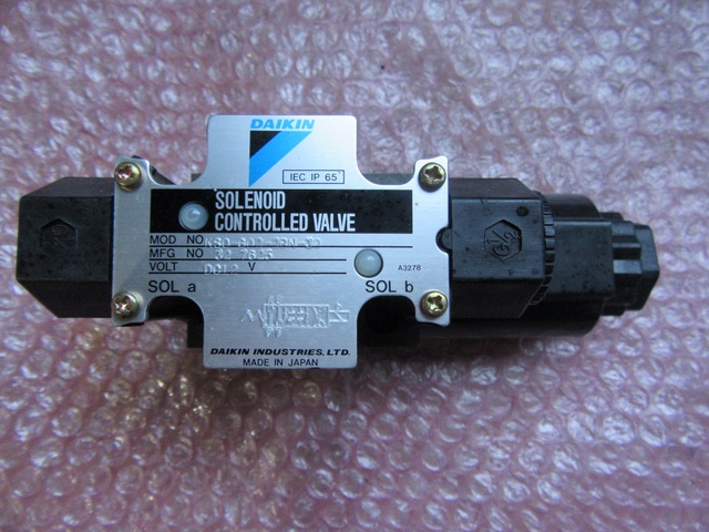 ダイキン工業 KSO-G02-2BN-30 電磁切替弁