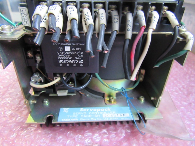 安川電機 CACR-SR20SB1AF サーボパック