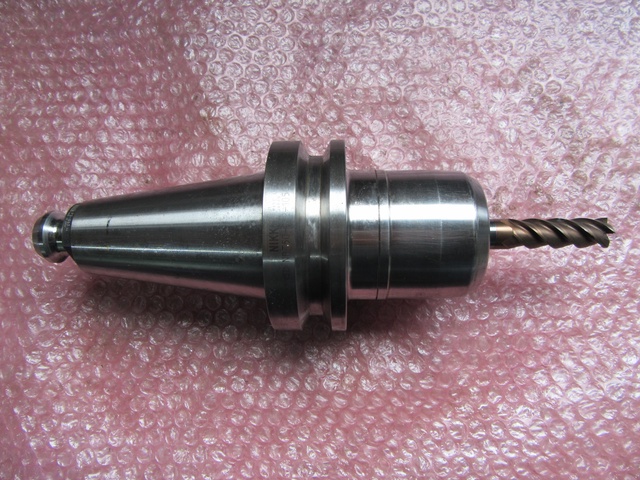 日研工作所 NBT50-C32-105G ミーリングチャック