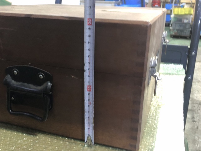 大昭和精機 BIG W470xD385xH200(mm) クイックチェンジホルダーの箱