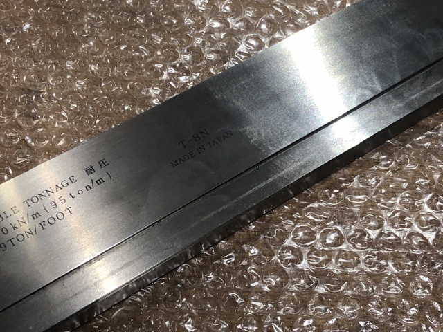 アマダ 07500 90° ベンダー金型(1Vダイ)