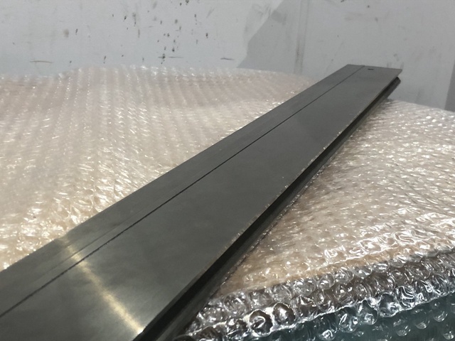 アマダ 07300 90° ベンダー金型(1Vダイ)