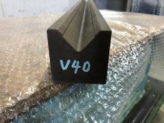 不明 V40/L835 ベンダー金型(1Vダイ)