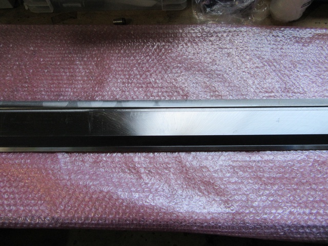 アマダ 4-0.2耐圧100t/mm(E-6A)長835 ベンダー金型