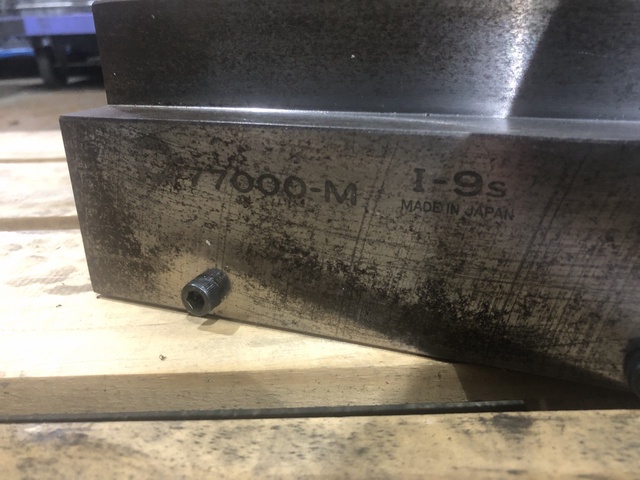 アマダ 77000-M I-9S L415 ベンダー金型(パンチホルダー)