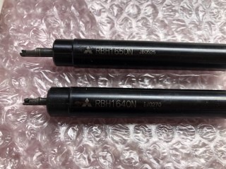 三菱マテリアル RBH1640N, RBH1650N 丸ホルダー2本