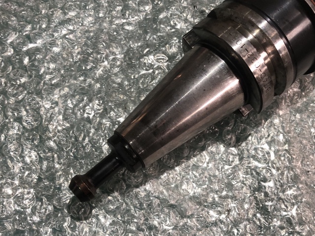 日研工作所 BT40-C32-105 BT40ミーリングチャック