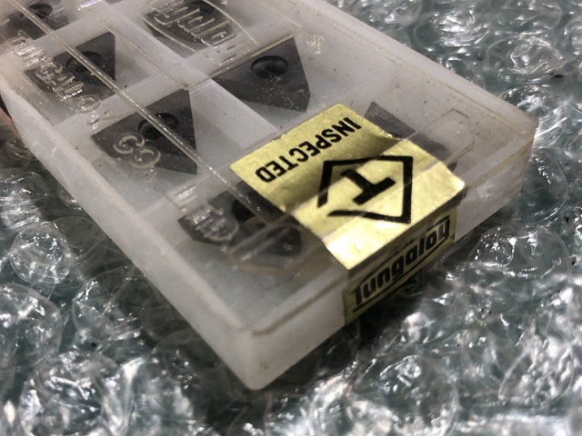 タンガロイ I217415CB11 TPGW130302 チップ