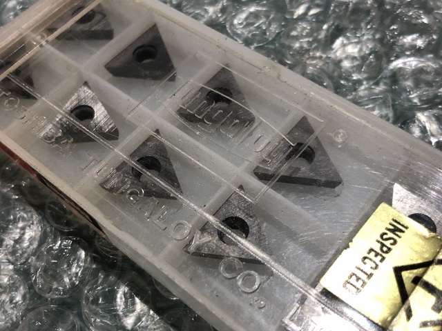 タンガロイ I217415CB11 TPGW130302 チップ