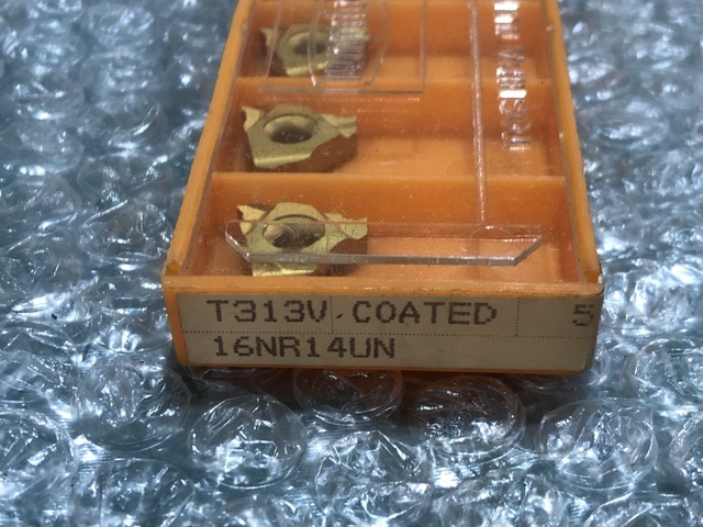 タンガロイ I410915Z74Z 16NR14UN チップ