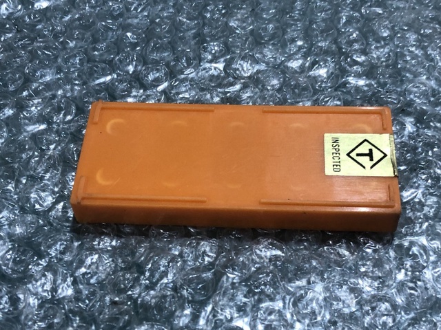 タンガロイ I410915Z74Z 16NR14UN チップ