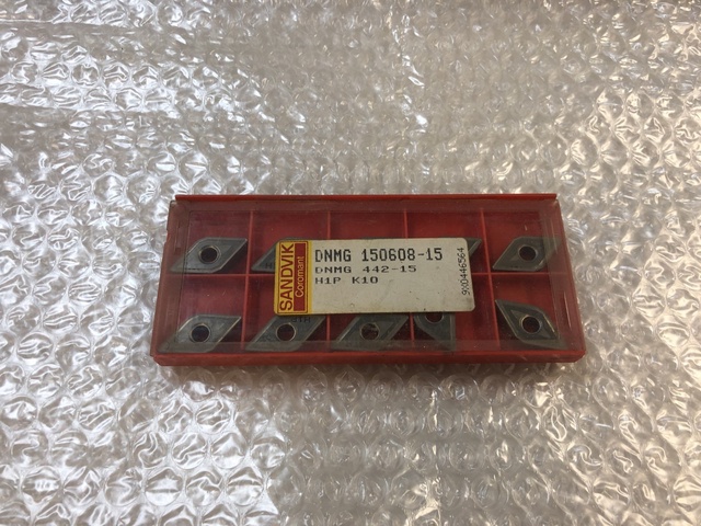SANDVIK DNMG150608-15 DNMG442-15 H1P K チップ