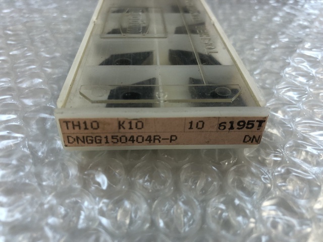 タンガロイ DNGG150404R-P DNGG431R-P TH10 チップ