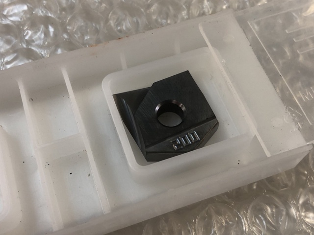 日立ツール TH308 ZCFG200SG-R1.0 チップ