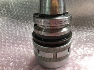 日研工作所 BT40-C32-90 BT40ミーリングチャック