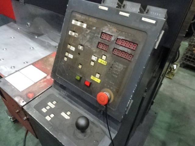アマダ CTS-600 NCタッピング