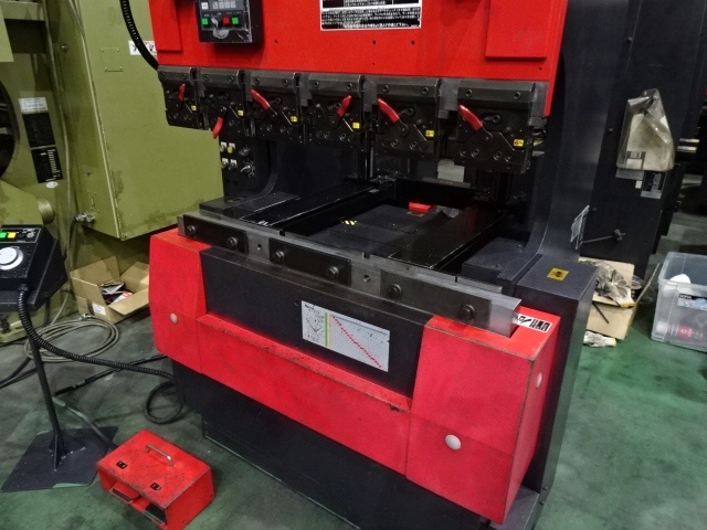 アマダ FBDⅢ5012LD 1.2m油圧プレスブレーキ