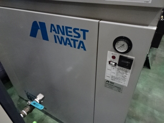 アネスト岩田 CFP110CF-8.5DM6 11kwコンプレッサー