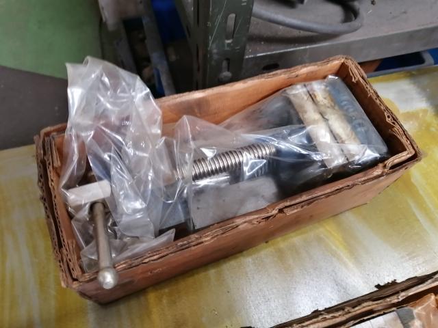 ナベヤ ERON P350 精密小型ボール盤バイス
