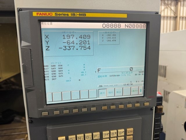 オークマ MILLAC44V 立マシニング(BT40)