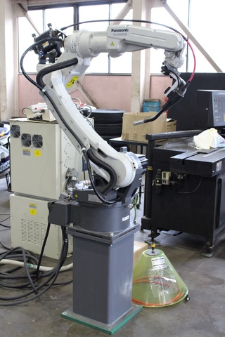 パナソニック TM-1800WGⅢ CO2溶接ロボット