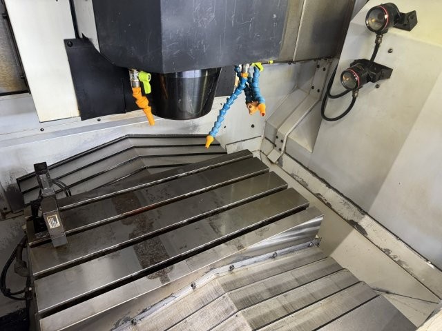 牧野フライス製作所 V33 立マシニング(HSK-A63)
