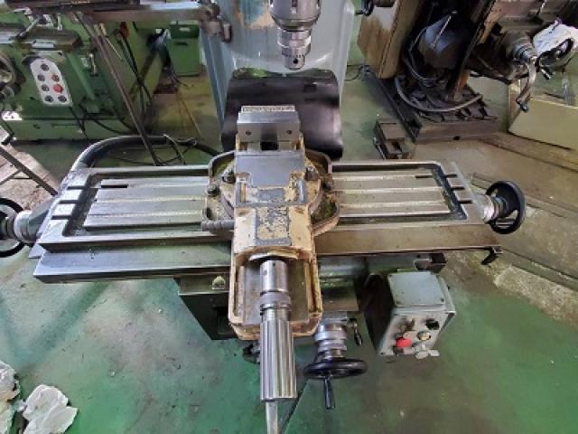 牧野フライス製作所 KVJP-55 ラム型立フライス