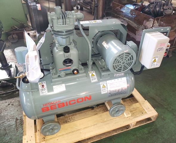 日立産機システム 0.75P-9.5VP5 0.75kwコンプレッサー