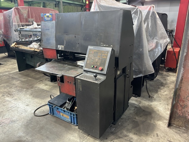 アマダ CTS-600 NCタッピング