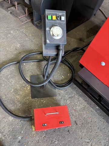 アマダ FBDⅢ-1030LD 3.0m油圧プレスブレーキ